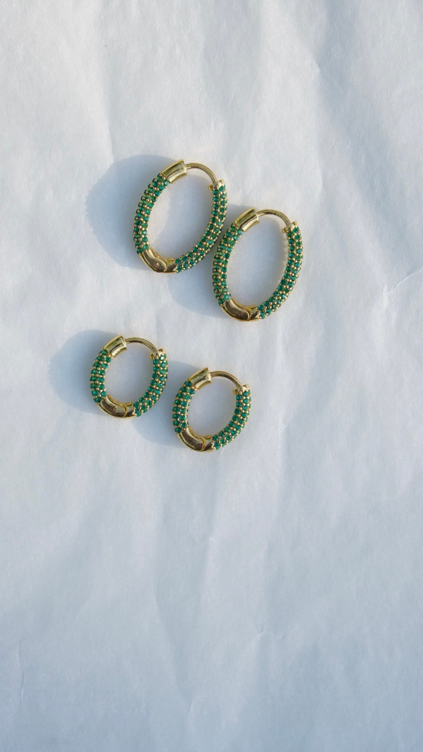 Taşlı Oval Küpe